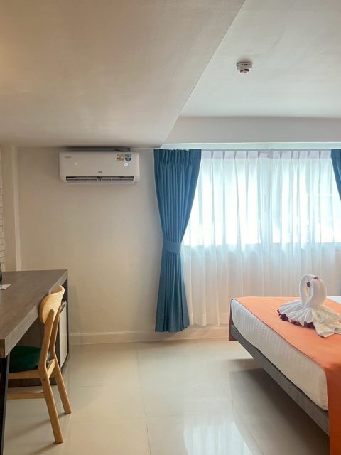 LINE_ALBUM_208 Deluxe_250601_10